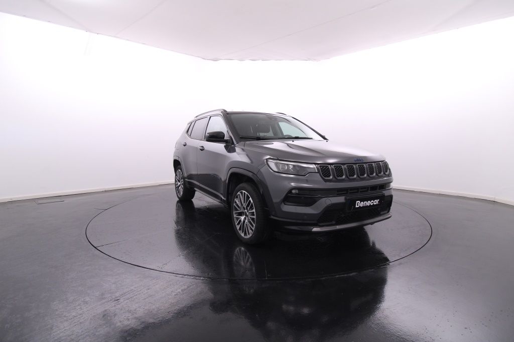 jeep-compass-2024-hibrido-1332cc
