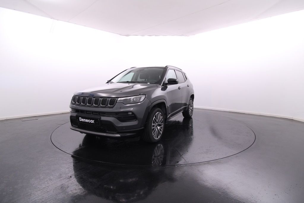 jeep-compass-2024-hibrido-1332cc