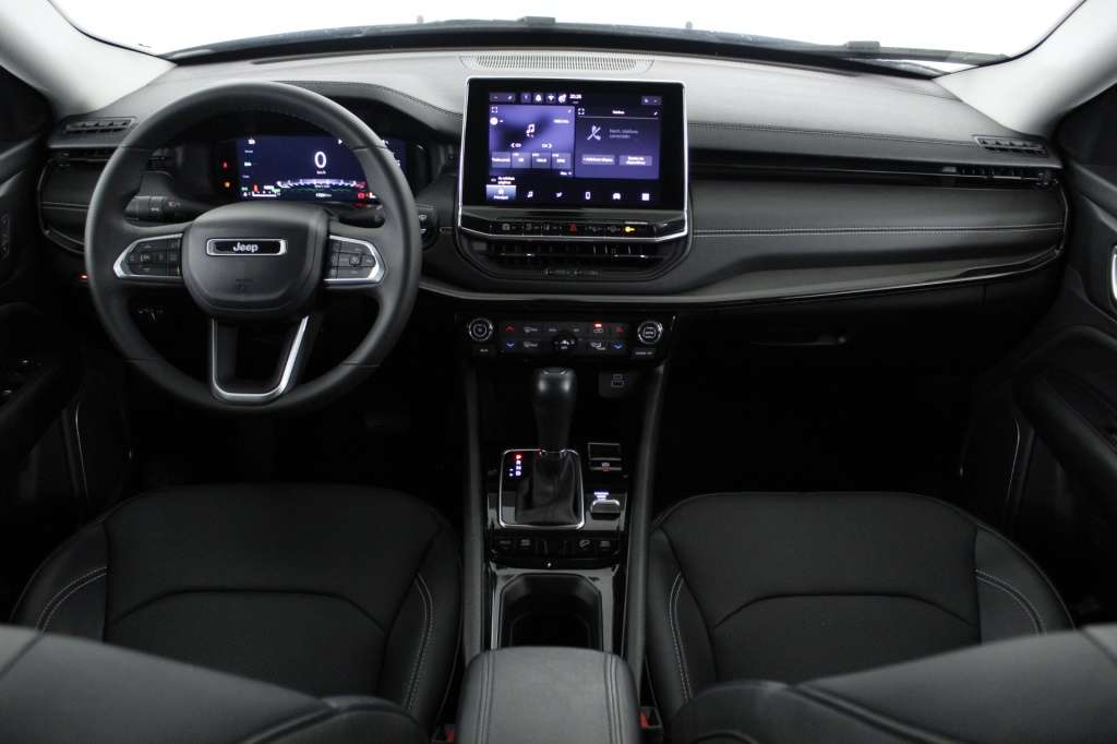 jeep-compass-2024-hibrido-1332cc