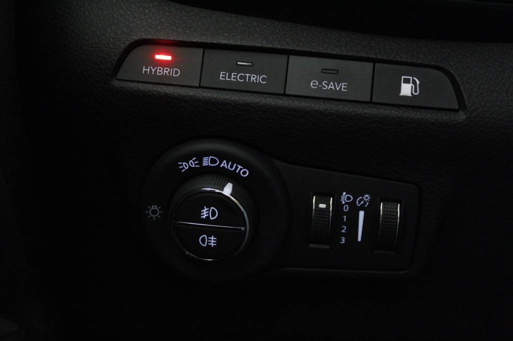 jeep-compass-2024-hibrido-1332cc