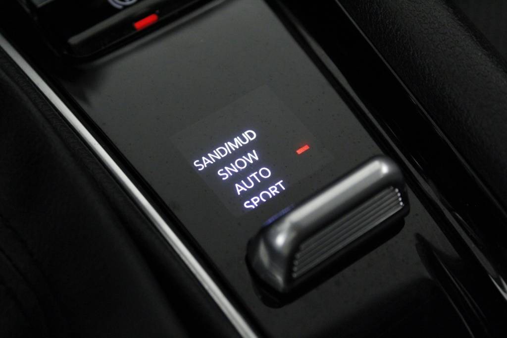 jeep-compass-2024-hibrido-1332cc