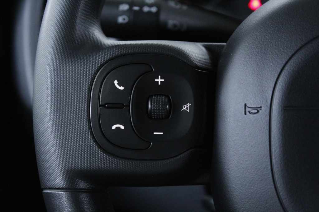 fiat-panda-2024-hibrido-999cc