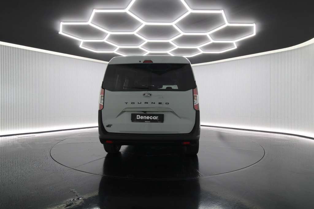 ford-tourneo-2026-eletrico-267cc