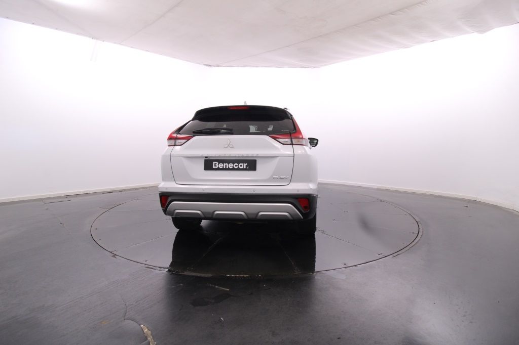 mitsubishi-eclipse-cross-2024-hibrido-2360cc