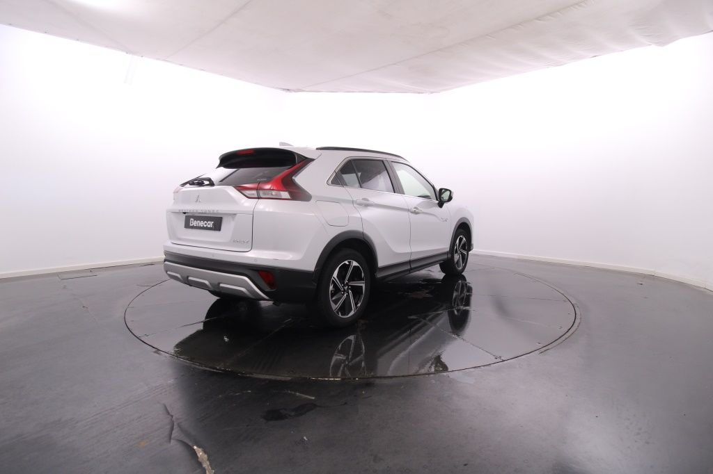 mitsubishi-eclipse-cross-2024-hibrido-2360cc