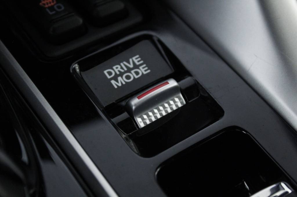mitsubishi-eclipse-cross-2024-hibrido-2360cc
