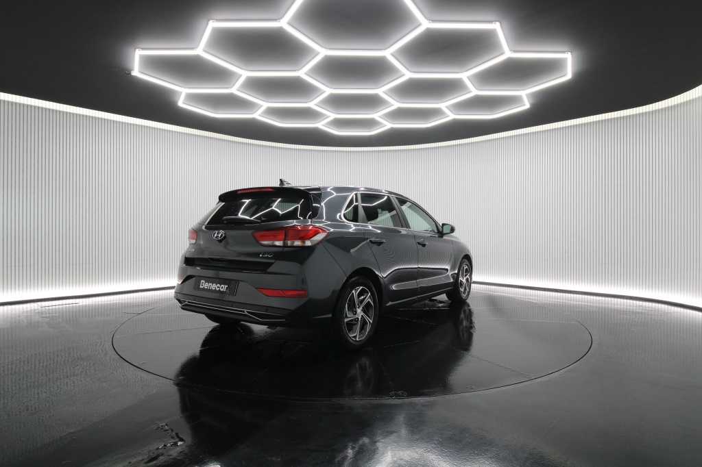hyundai-i30-2024-gasolina-998cc