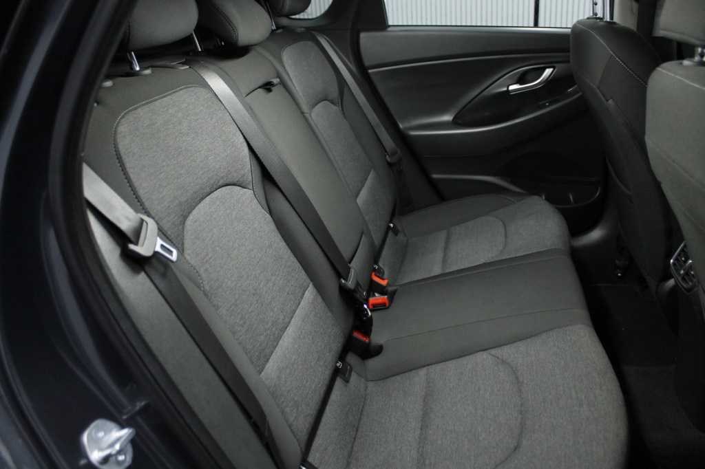hyundai-i30-2024-gasolina-998cc