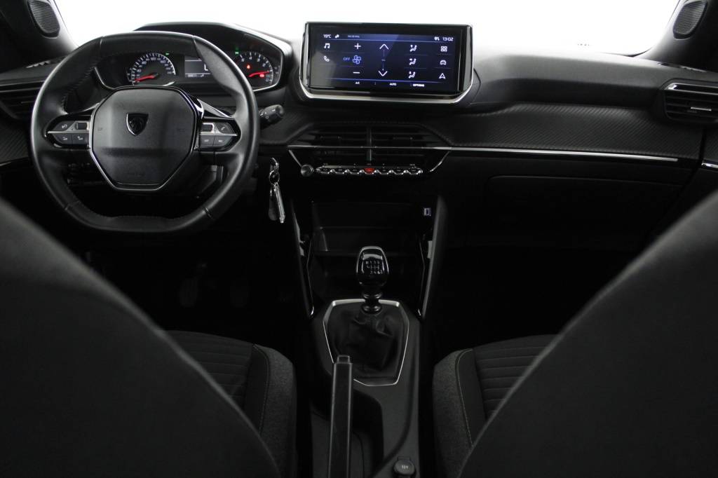 peugeot-2008-2024-gasolina-1199cc