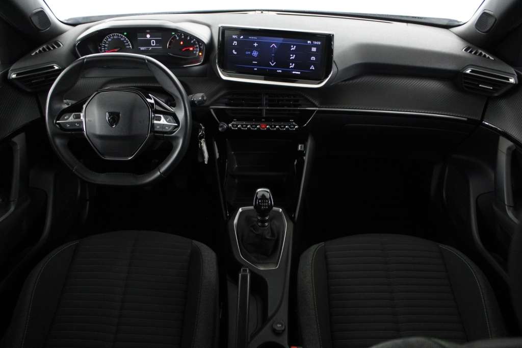 peugeot-2008-2024-gasolina-1199cc