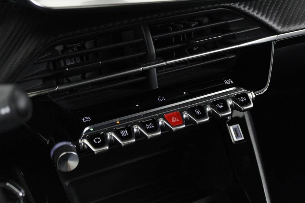 peugeot-2008-2024-gasolina-1199cc