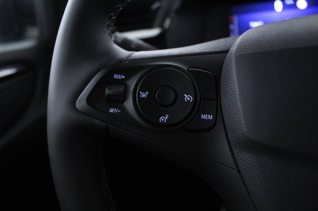 opel-corsa-2024-gasolina-1199cc