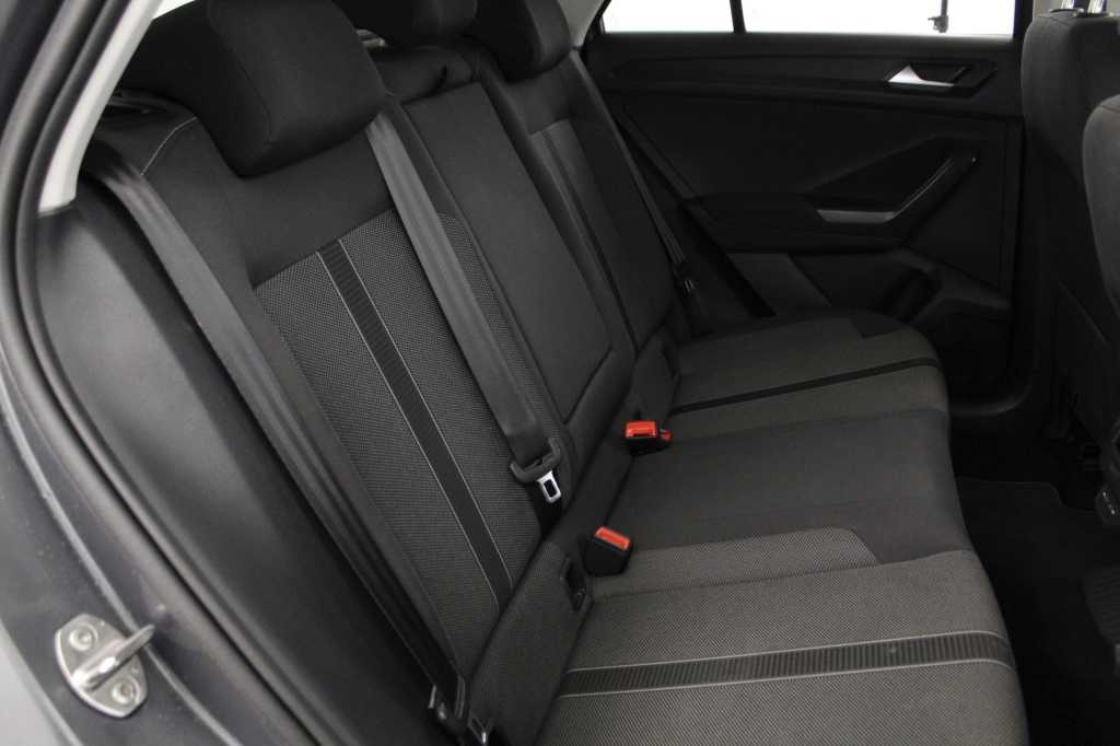 volkswagen-t-roc-2025-gasolina-999cc