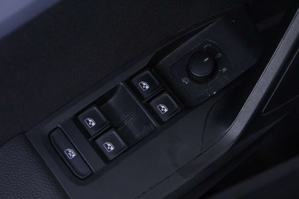 seat-ibiza-2024-gasolina-999cc