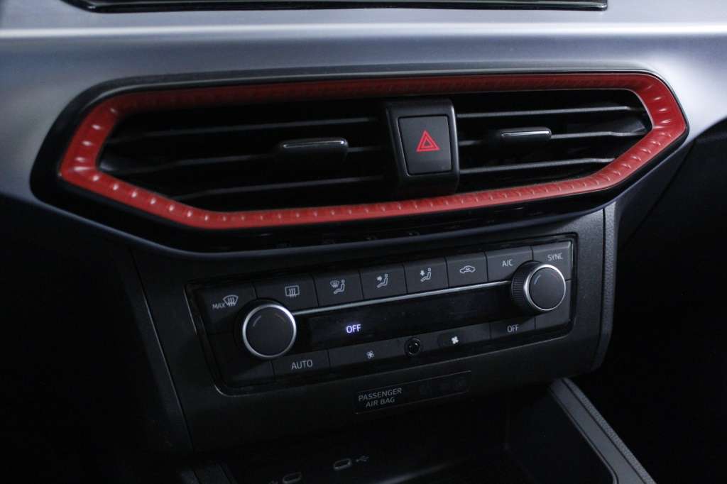 seat-ibiza-2024-gasolina-999cc