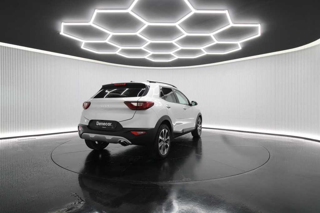 kia-stonic-2024-gasolina-998cc