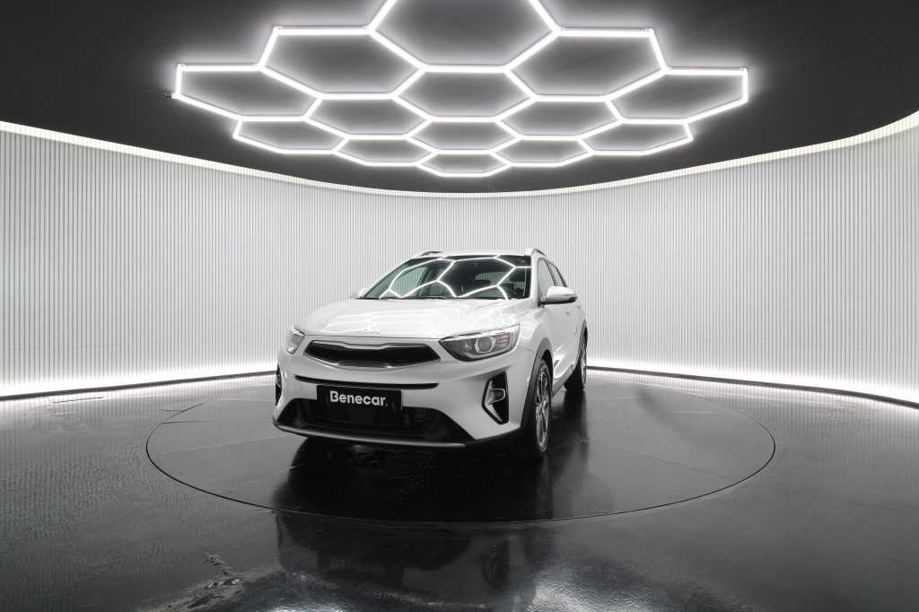 kia-stonic-2024-gasolina-998cc