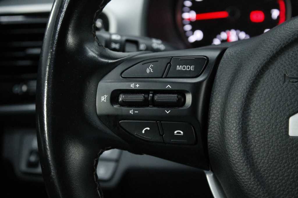 kia-stonic-2024-gasolina-998cc