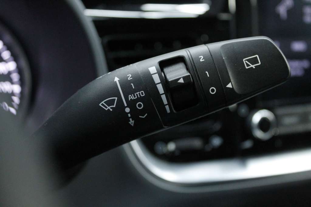 kia-stonic-2024-gasolina-998cc