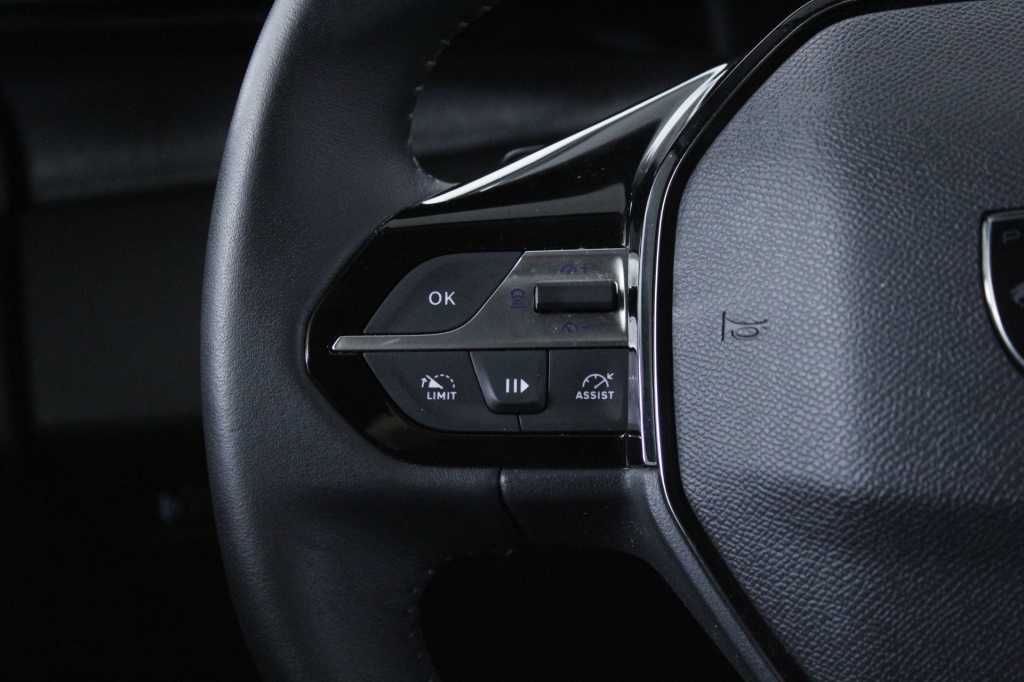 peugeot-408-2025-hibrido-1199cc
