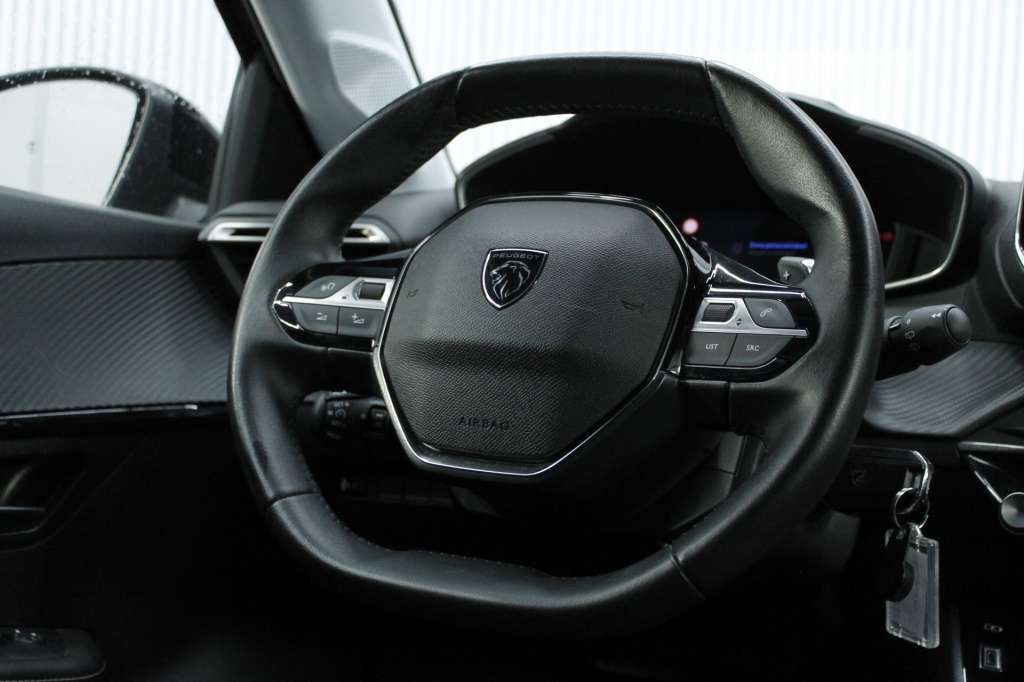 peugeot-208-2025-hibrido-1199cc