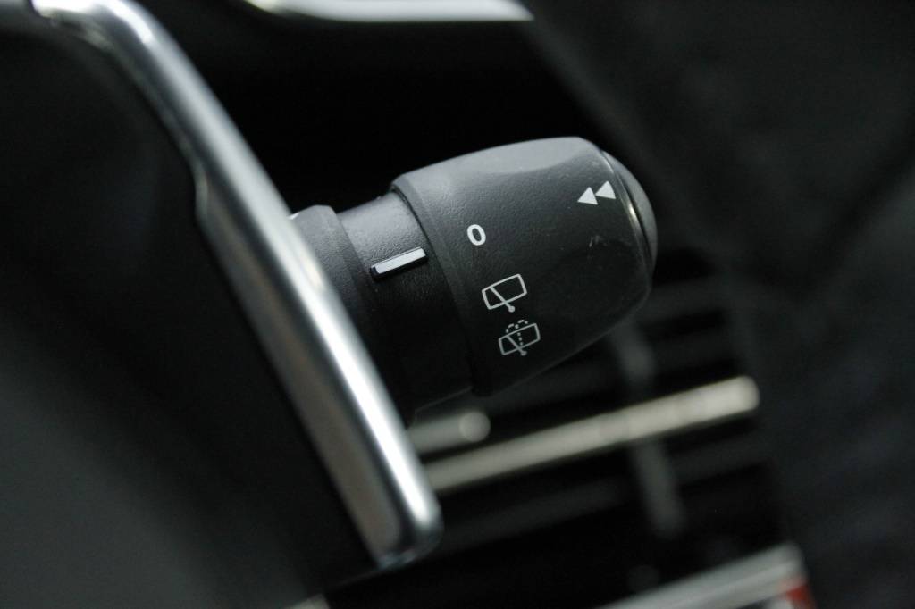 peugeot-208-2025-hibrido-1199cc