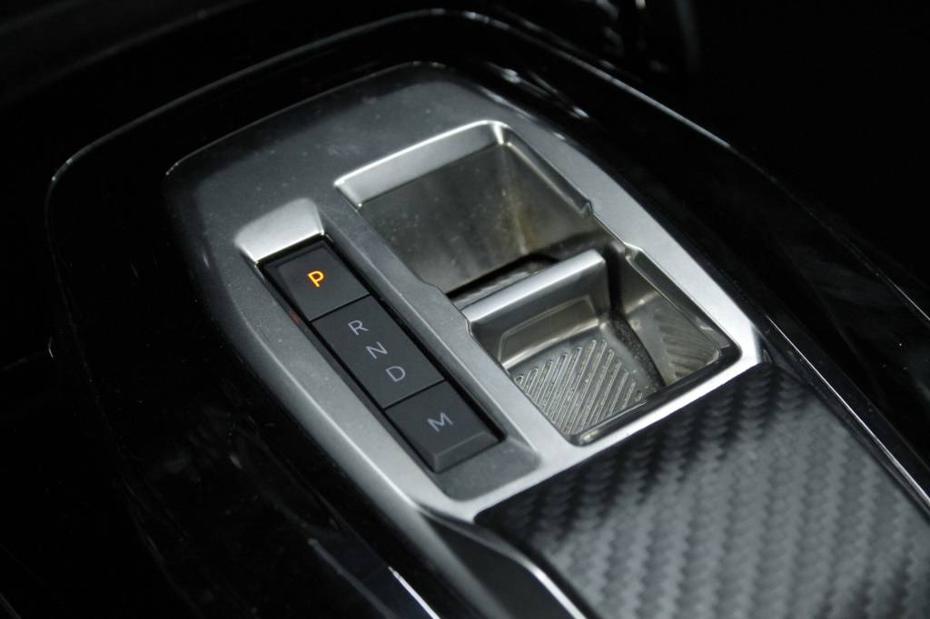 peugeot-208-2025-hibrido-1199cc