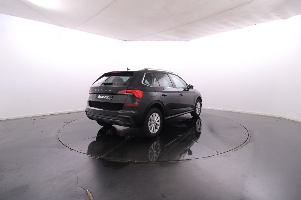 skoda-kamiq-2024-gasolina-999cc
