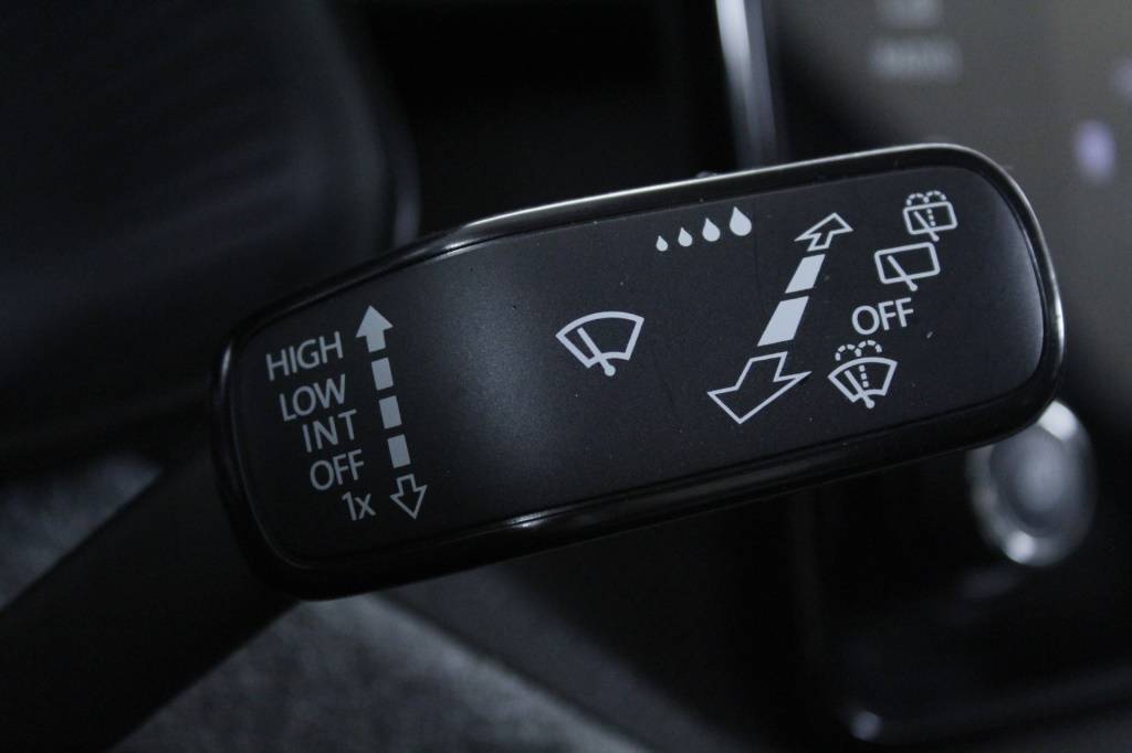 skoda-kamiq-2024-gasolina-999cc