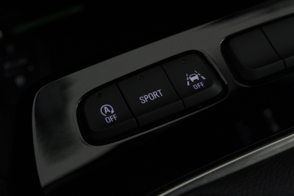 opel-mokka-2024-gasolina-1199cc
