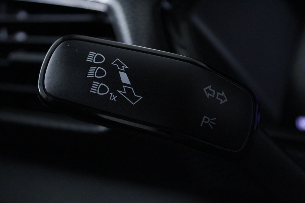 volkswagen-t-cross-2023-gasolina-999cc