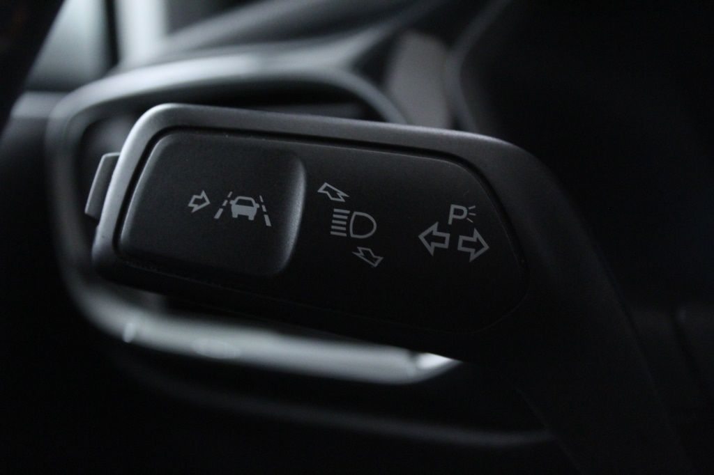 ford-fiesta-2023-gasolina-998cc