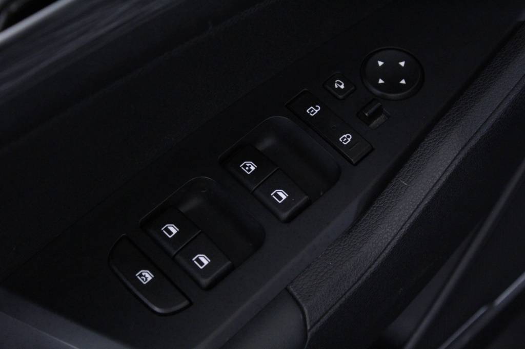 kia-sportage-2025-gasolina-1598cc