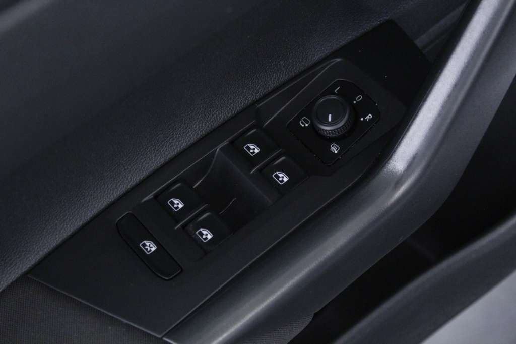 volkswagen-taigo-2024-gasolina-999cc