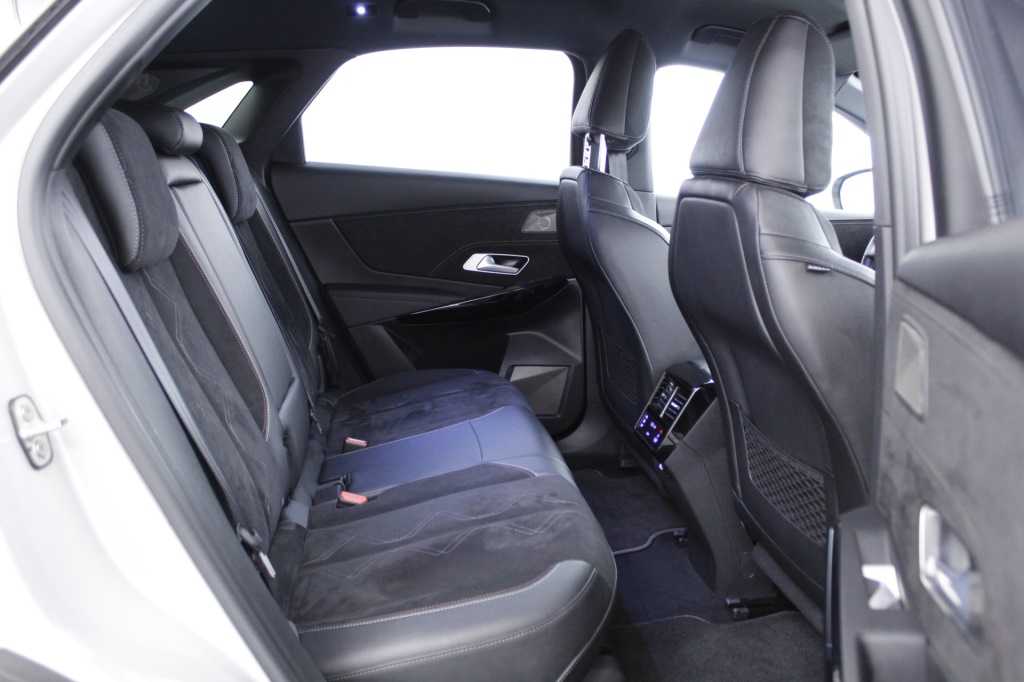 ds-ds-7-crossback-2025-diesel-1499cc