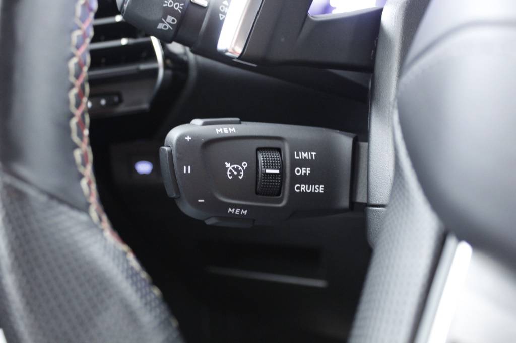 ds-ds-7-crossback-2025-diesel-1499cc