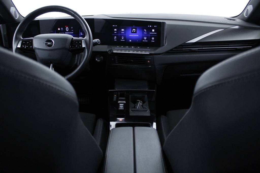 opel-astra-sport-tourer-2025-hibrido-1199cc