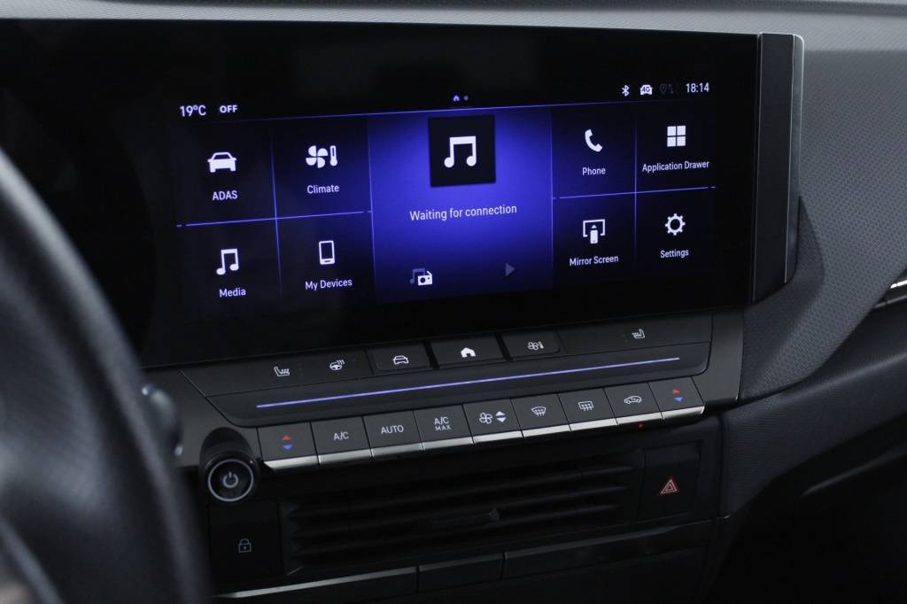 opel-astra-sport-tourer-2025-hibrido-1199cc