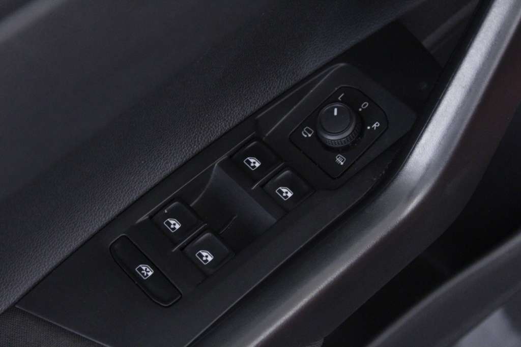 volkswagen-taigo-2024-gasolina-999cc