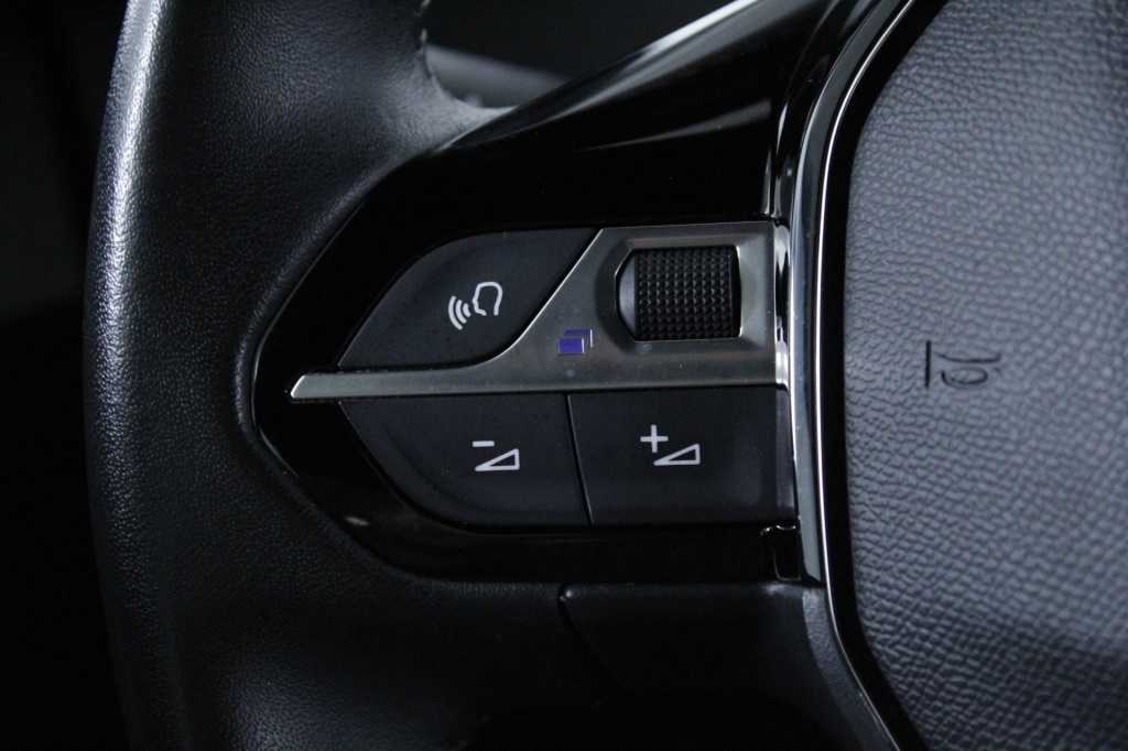 peugeot-2008-2024-gasolina-1199cc
