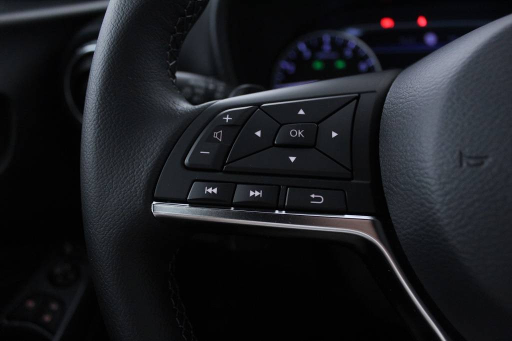 nissan-juke-2024-gasolina-999cc