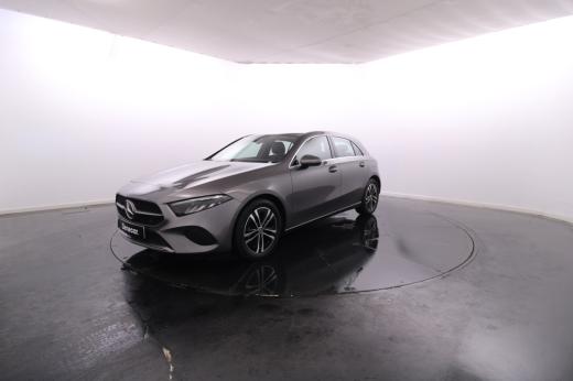 mercedes-benz-classe-a-2024-hibrido-1332cc