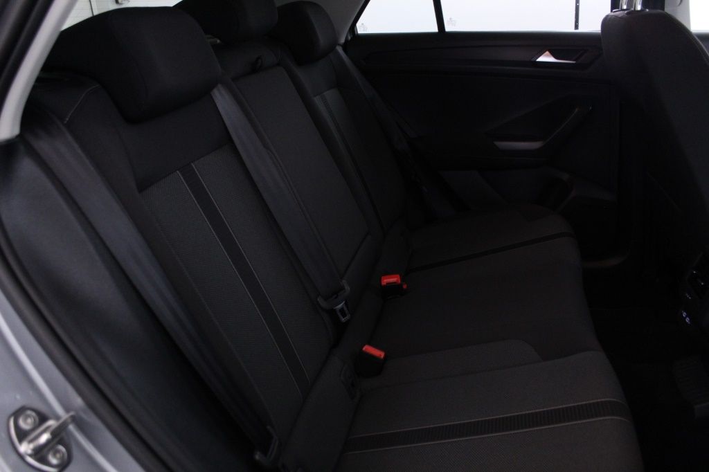 volkswagen-t-roc-2024-gasolina-999cc