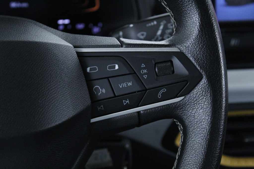 seat-arona-2024-gasolina-999cc