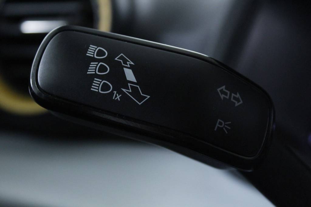 seat-arona-2024-gasolina-999cc