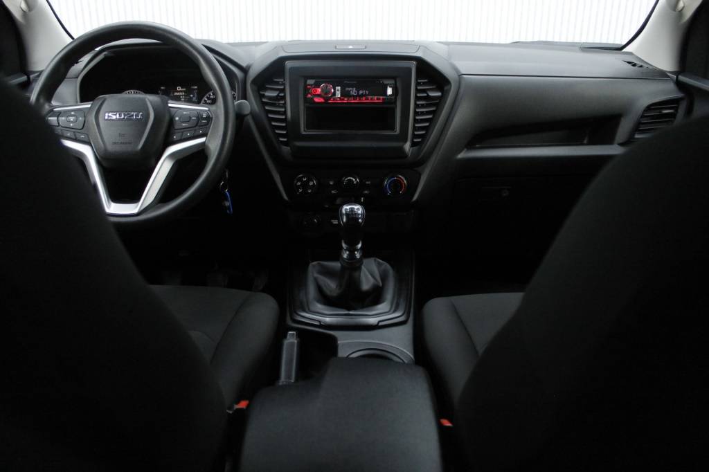 isuzu-d-max-2024-diesel-1898cc