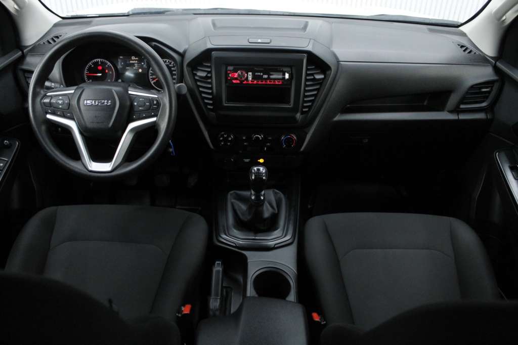 isuzu-d-max-2024-diesel-1898cc