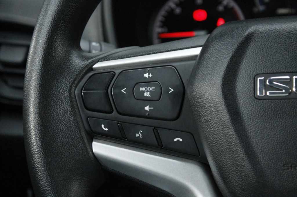 isuzu-d-max-2024-diesel-1898cc