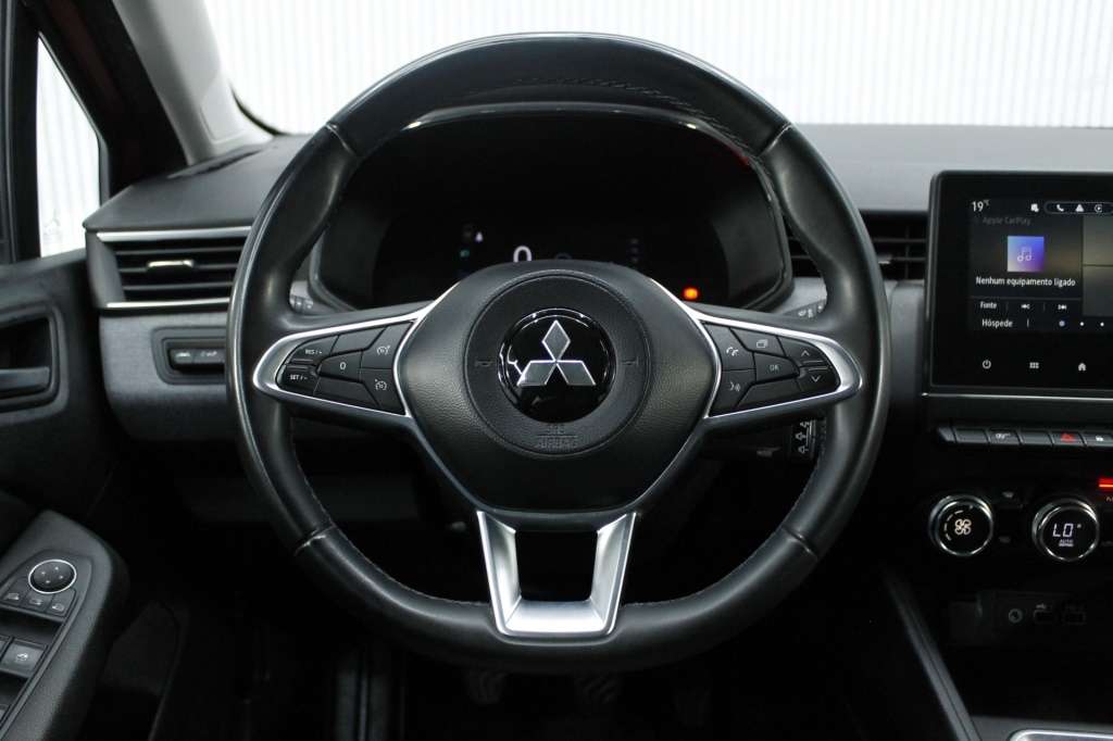 mitsubishi-colt-2024-gasolina-999cc
