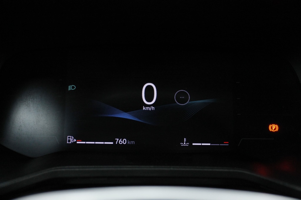 mitsubishi-colt-2024-gasolina-999cc